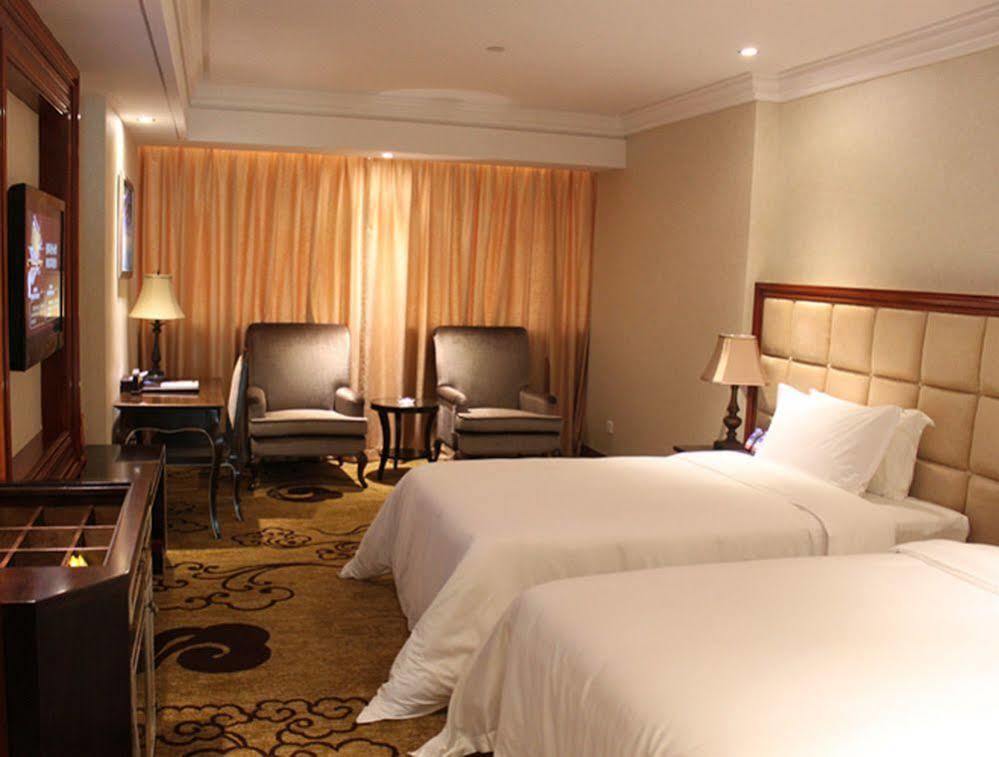 Century Palace Hotel Dongguan  Exterior foto